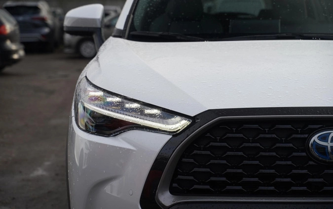 Toyota Corolla Cross cena 160221 przebieg: 1, rok produkcji 2024 z Ciechanowiec małe 277